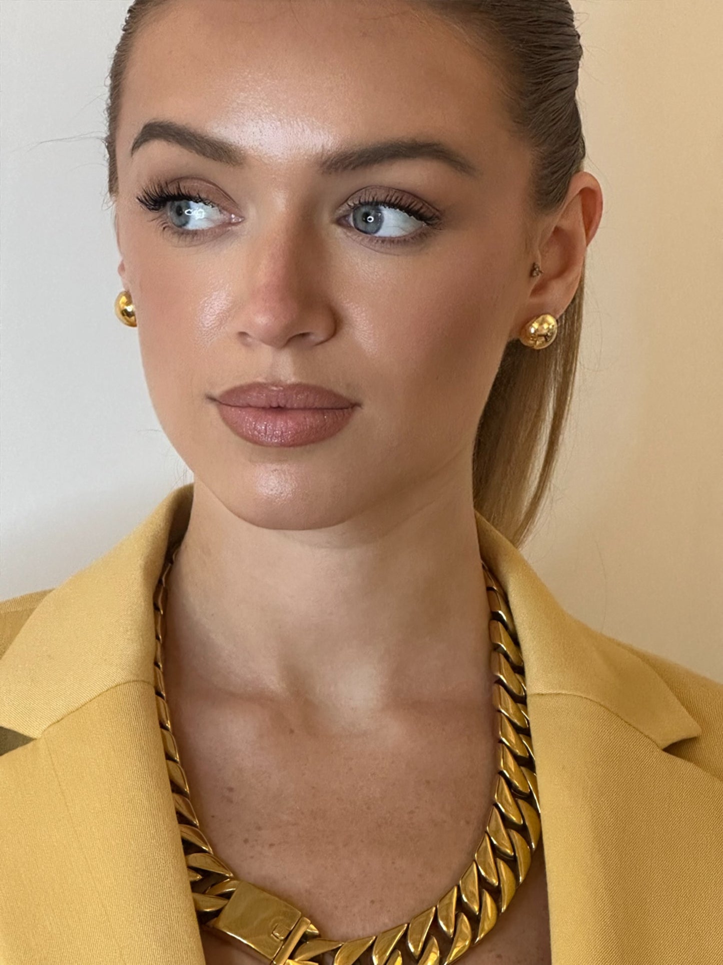 Clous d’oreilles demi-sphères s doré