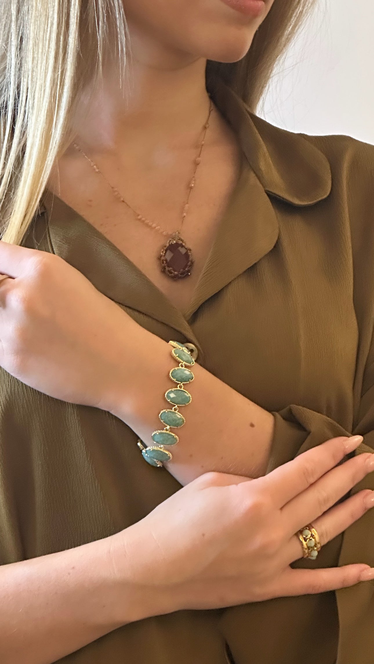 Bracelet chaine 12 pierres multi ovale